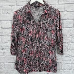 Carine Lightweight Snap Button Blouse Size M 3/4 Sleeve Pink Black Snakeskin